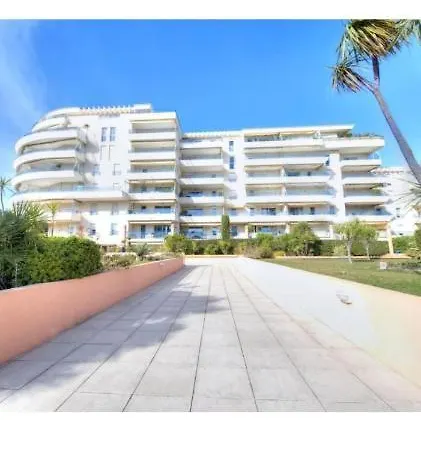 Iago Lodge Azur Frejus Exterior photo